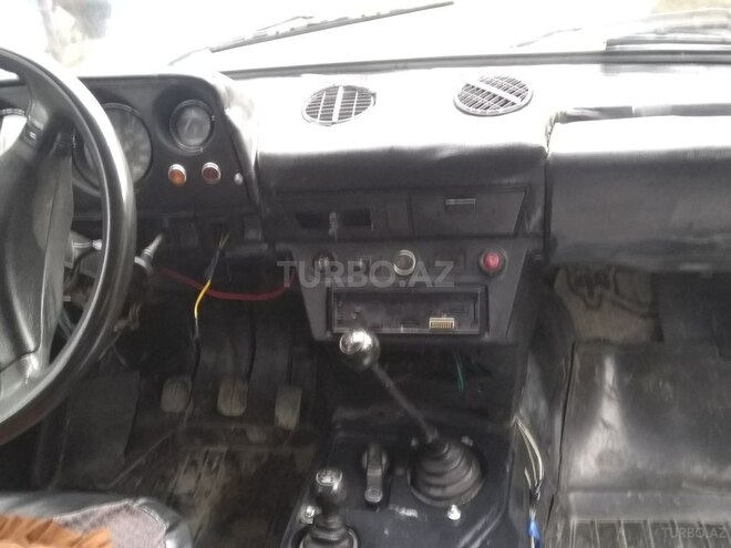 LADA (VAZ) Niva 1984, 627,000 km - 1.6 l - Qusar