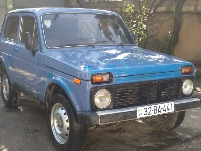 LADA (VAZ) Niva 1984, 627,000 km - 1.6 l - Qusar
