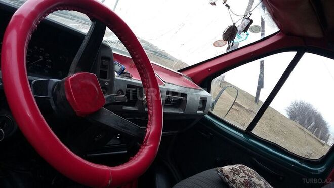 GAZ 2705 2002, 74,000 km - 2.3 l - Gədəbəy