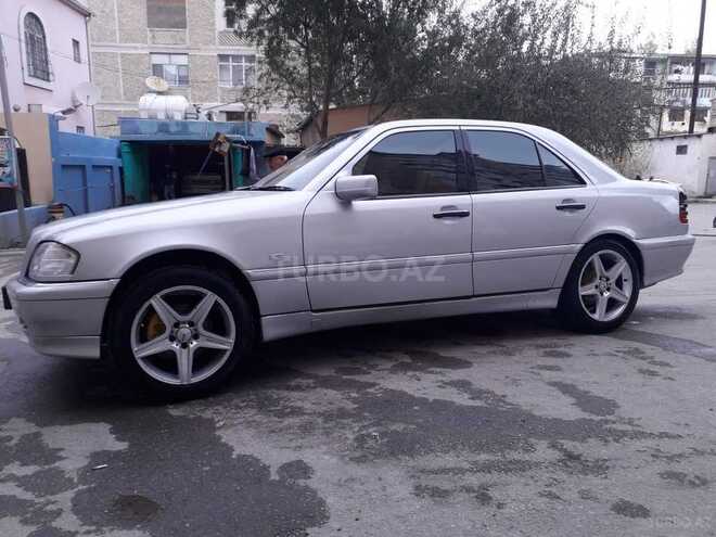 Mercedes C 240 2000, 170,000 km - 2.4 л - Xırdalan