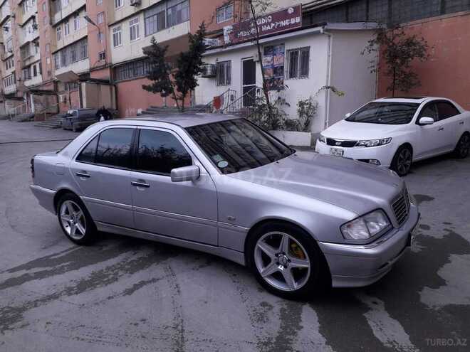 Mercedes C 240 2000, 170,000 km - 2.4 л - Xırdalan