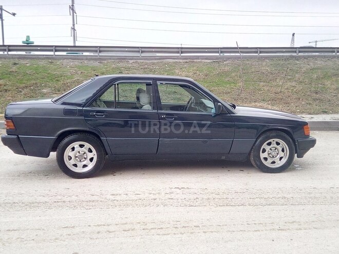Mercedes 190 1990, 217,000 km - 2.0 l - Xırdalan