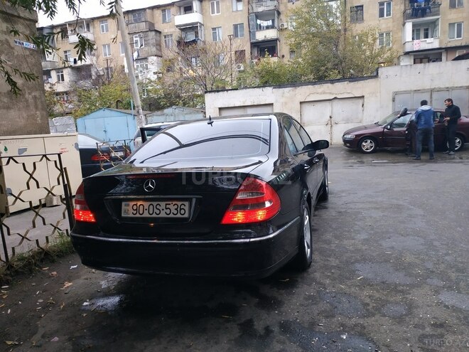 Mercedes E 260 2004, 172,000 km - 2.6 л - Bakı