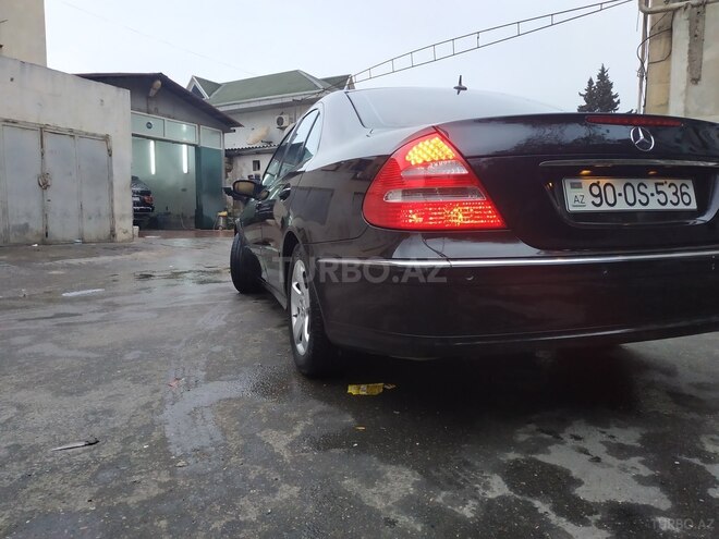 Mercedes E 260 2004, 172,000 km - 2.6 л - Bakı