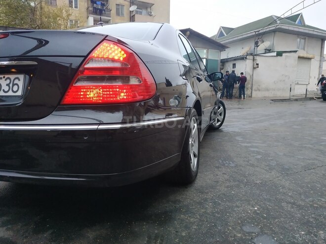Mercedes E 260 2004, 172,000 km - 2.6 л - Bakı