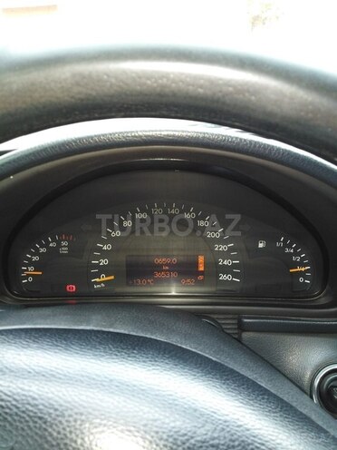 Mercedes C 220 2001, 365,000 km - 2.2 l - Bakı