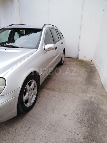 Mercedes C 220 2001, 365,000 km - 2.2 l - Bakı