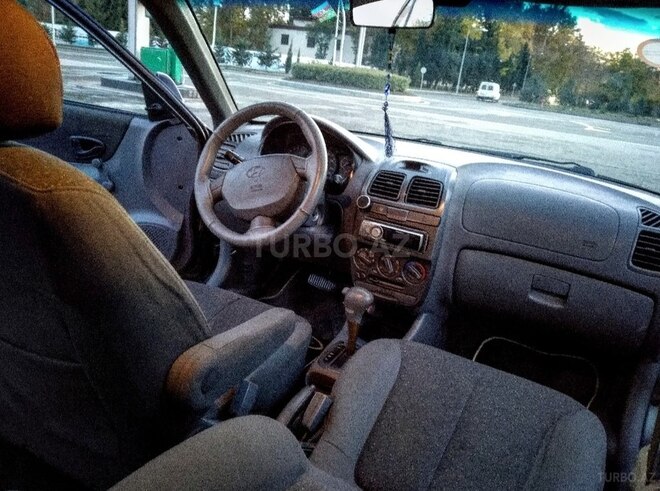 Hyundai Accent 2001, 241,000 km - 1.6 l - Mingəçevir