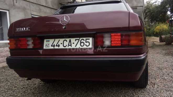 Mercedes 190 1990, 249,600 km - 1.8 l - Masallı