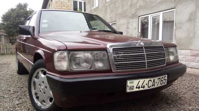 Mercedes 190 1990, 249,600 km - 1.8 l - Masallı