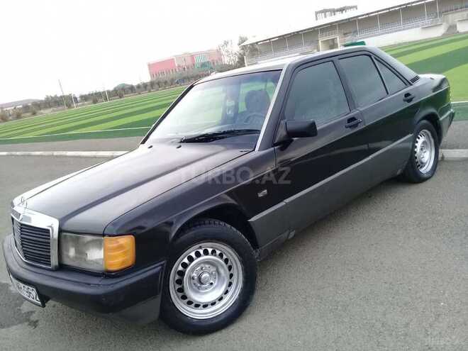Mercedes 190 1991, 221,568 km - 2.0 l - Şirvan