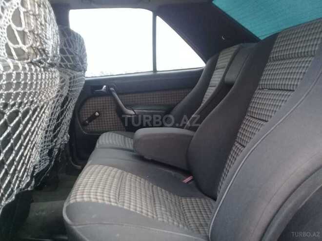 Mercedes 190 1991, 221,568 km - 2.0 l - Şirvan