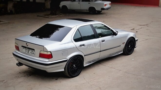 BMW 328 1995, 297,000 km - 2.8 l - Bakı