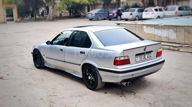 BMW 328 1995, 297,000 km - 2.8 l - Bakı