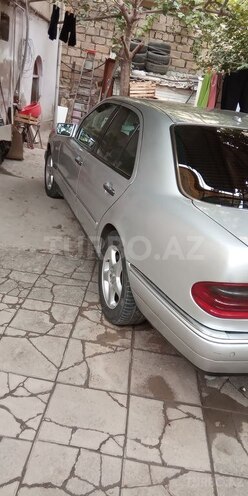 Mercedes E 220 1998, 335,000 km - 2.2 l - Bakı