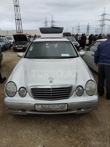 Mercedes E 220 2001, 361,000 km - 2.2 l - Bakı
