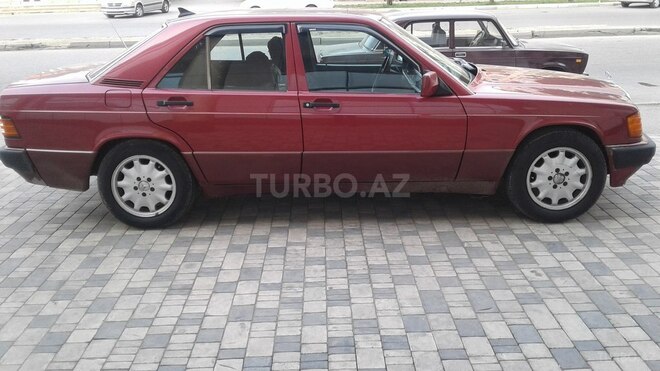 Mercedes 190 1993, 250,000 km - 2.6 l - Bakı