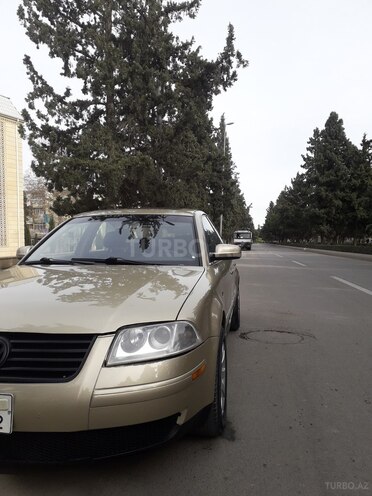 Volkswagen Passat 2001, 350,000 km - 1.8 l - Gəncə