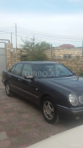 Mercedes E 240 1997, 288,895 km - 2.4 l - Bakı