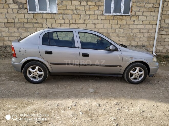 Opel Astra 2000, 200,000 km - 1.8 l - Gəncə