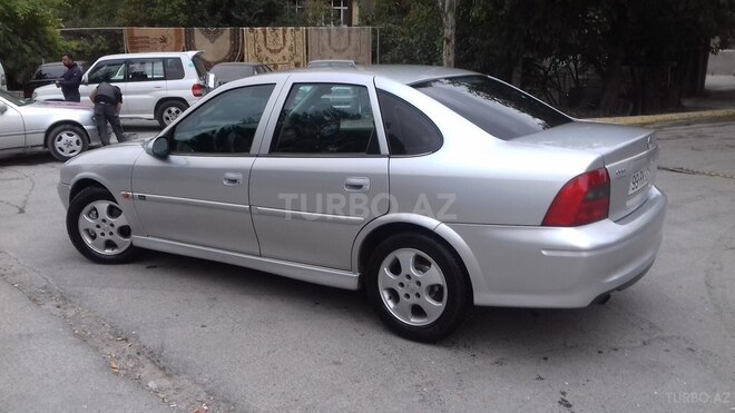 Opel Vectra 2000, 162,000 km - 1.6 l - Bakı