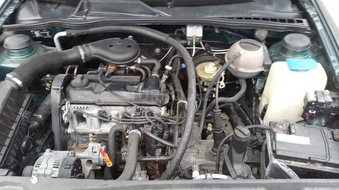 Volkswagen Polo 1996, 244,850 km - 1.6 л - Bakı
