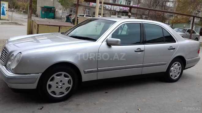Mercedes E 240 1998, 219,000 km - 2.4 l - Sumqayıt