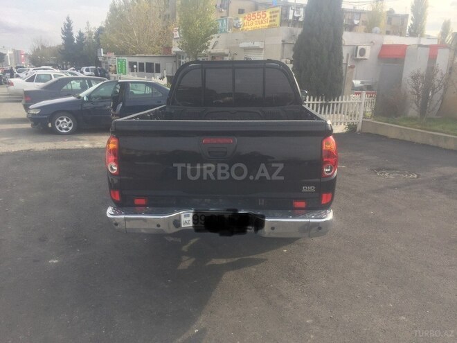 Mitsubishi L200 2012, 197,000 km - 2.5 l - Bakı