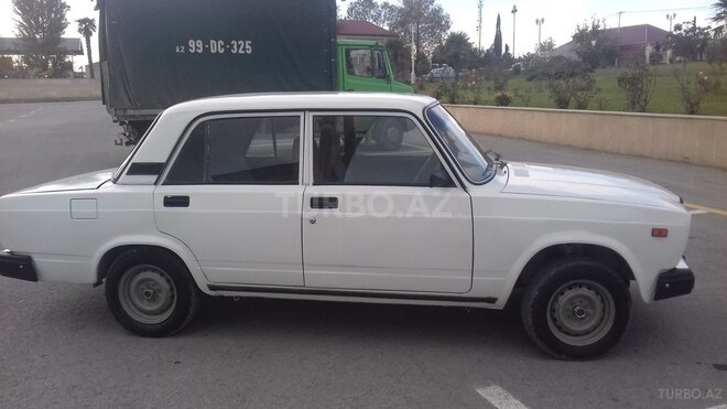 LADA (VAZ) 2107 2002, 2 km - 0.2 l - Yevlax
