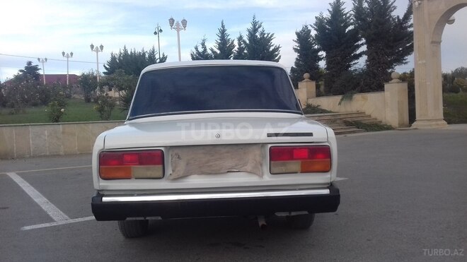 LADA (VAZ) 2107 2002, 2 km - 0.2 l - Yevlax