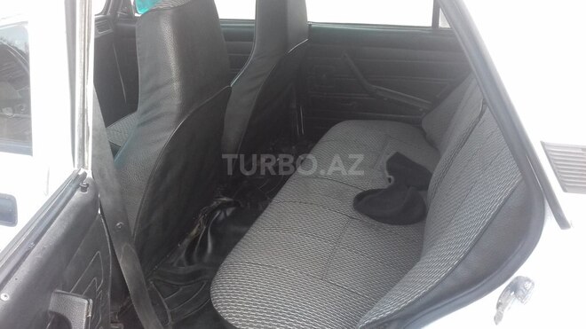 LADA (VAZ) 2107 2002, 2 km - 0.2 l - Yevlax
