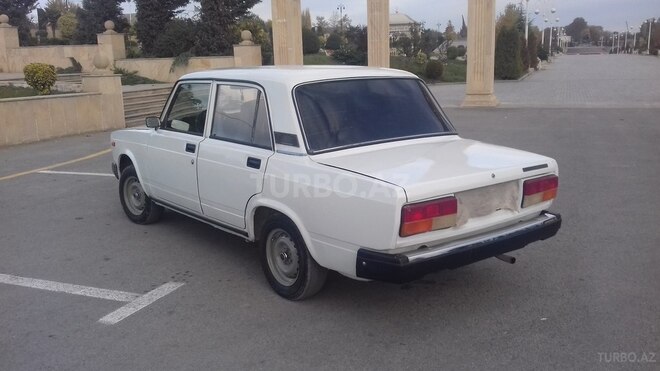 LADA (VAZ) 2107 2002, 2 km - 0.2 l - Yevlax