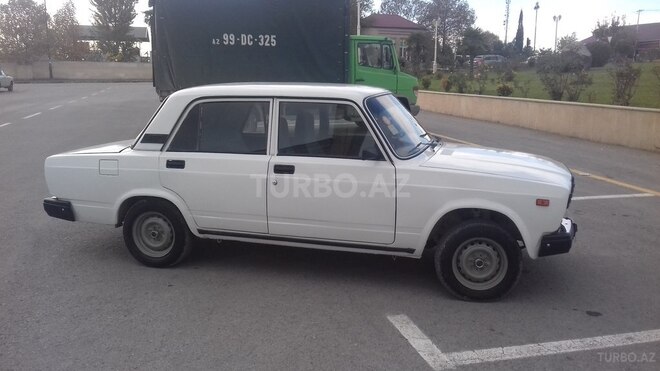 LADA (VAZ) 2107 2002, 2 km - 0.2 l - Yevlax