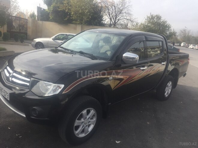 Mitsubishi L200 2012, 197,000 km - 2.5 l - Bakı