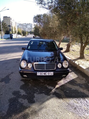 Mercedes E 240 1998, 290,000 km - 2.4 l - Bakı