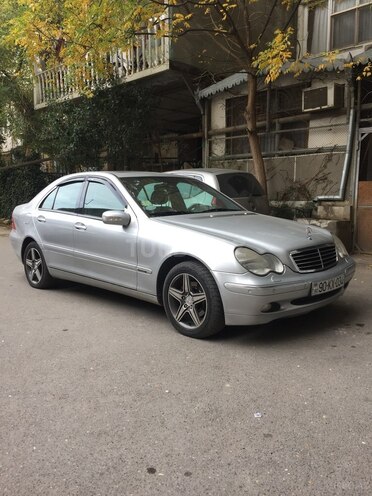 Mercedes C 200 2000, 215,000 km - 2.0 l - Bakı