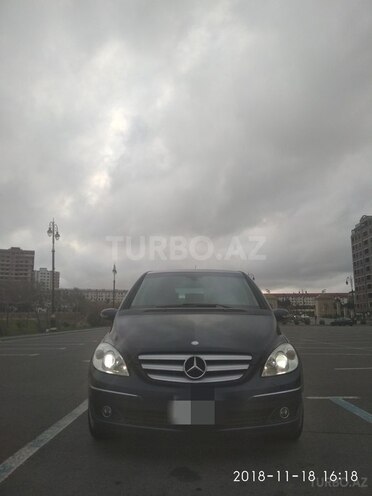 Mercedes B 170 2008, 122,000 km - 1.7 л - Bakı