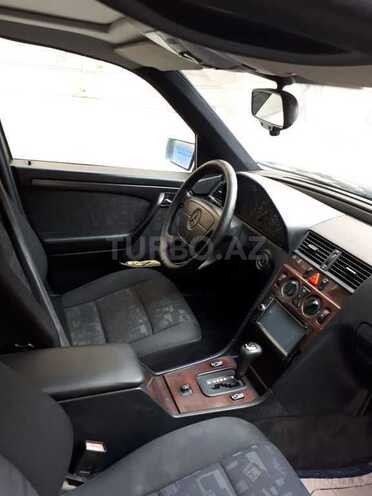 Mercedes C 220 1996, 380,000 km - 2.2 л - Bakı