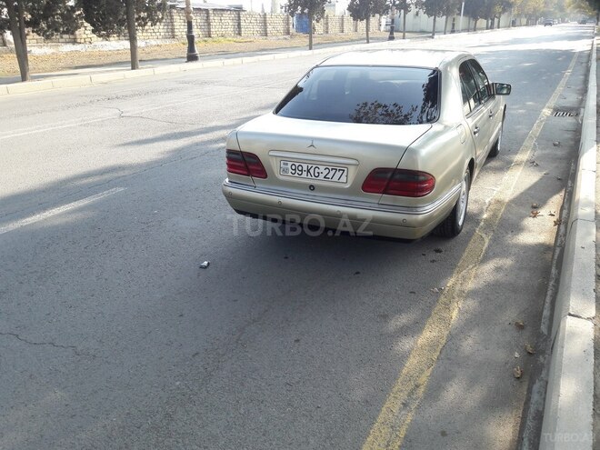 Mercedes E 240 1998, 275,000 km - 2.4 l - Göygöl
