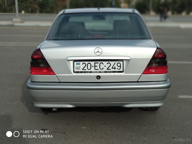 Mercedes C 180 2000, 181,000 km - 1.8 l - Gəncə