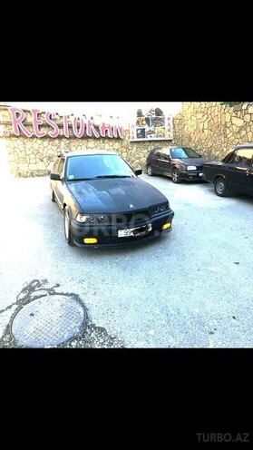 BMW 320 1991, 357,000 km - 2.0 l - Bakı