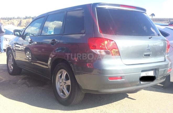 Mitsubishi Airtrek 2001, 253,352 km - 2.0 л - Bakı