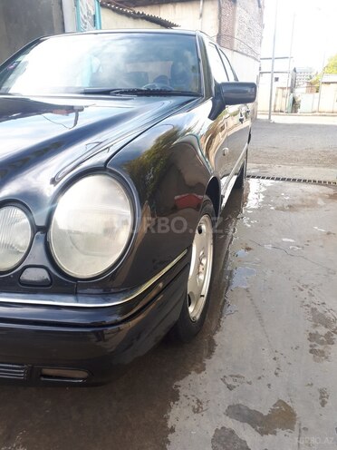 Mercedes E 240 1998, 416,225 km - 2.4 l - Gəncə