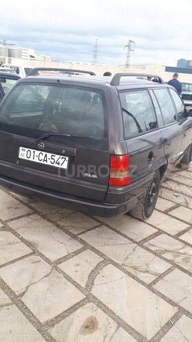 Opel Astra 1995, 50,000 km - 1.6 l - Bakı