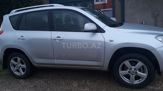 Toyota RAV4 2007, 200,000 km - 2.0 л - Bakı
