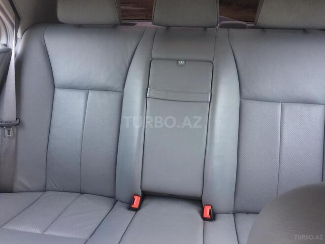 Mercedes E 240 2001, 382,021 km - 2.6 l - Bakı