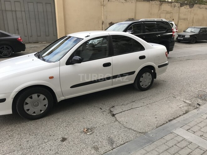 Nissan Sunny 2002, 260,000 km - 1.6 л - Bakı