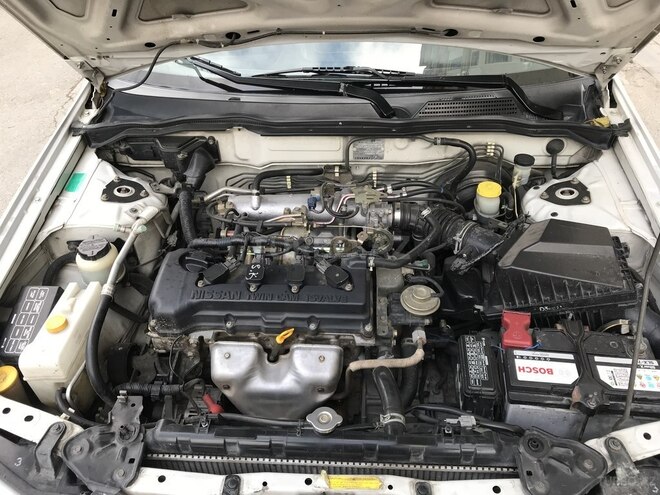 Nissan Sunny 2002, 260,000 km - 1.6 л - Bakı