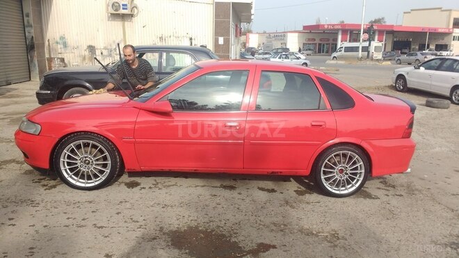 Opel Vectra 1997, 297,000 km - 0.3 l - Sumqayıt
