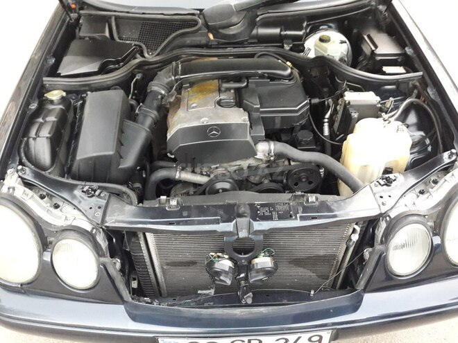 Mercedes E 230 1997, 244,350 km - 2.3 l - Sumqayıt